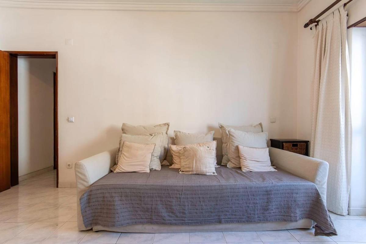 Cozy Peaceful Apartment In Almada By Innkeeper Luaran gambar