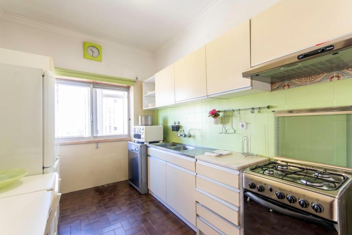 Cozy Peaceful Apartment In Almada By Innkeeper Luaran gambar