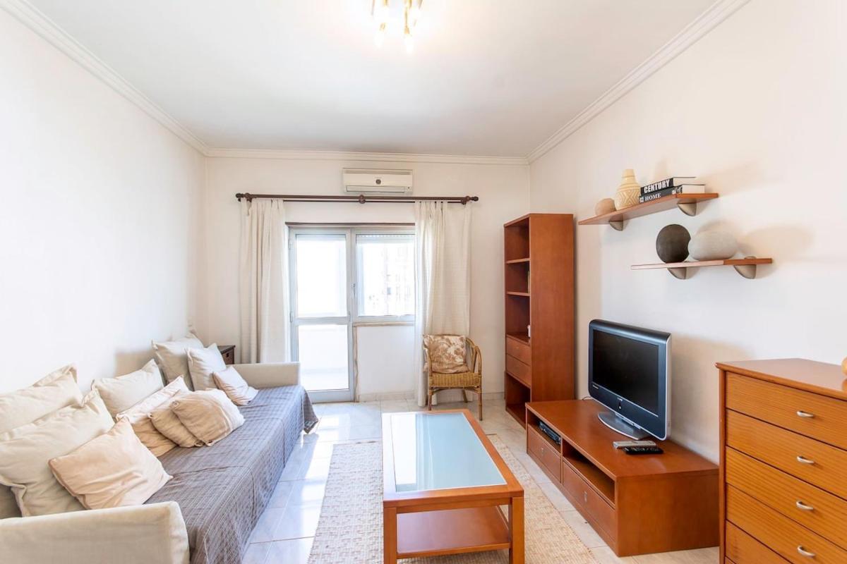 Cozy Peaceful Apartment In Almada By Innkeeper Luaran gambar